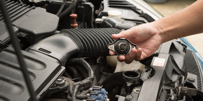 Cara Menguras Air Radiator, Penting agar Mesin Awet!